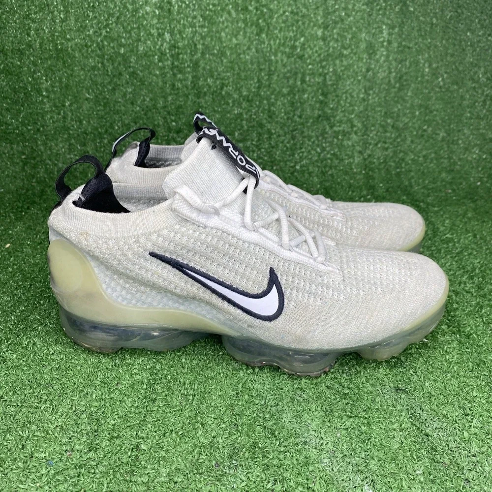 Nike Air Vapormax 2021 Flyknit (GS) Women's 7.5/Youth 6‎ DB1550-100